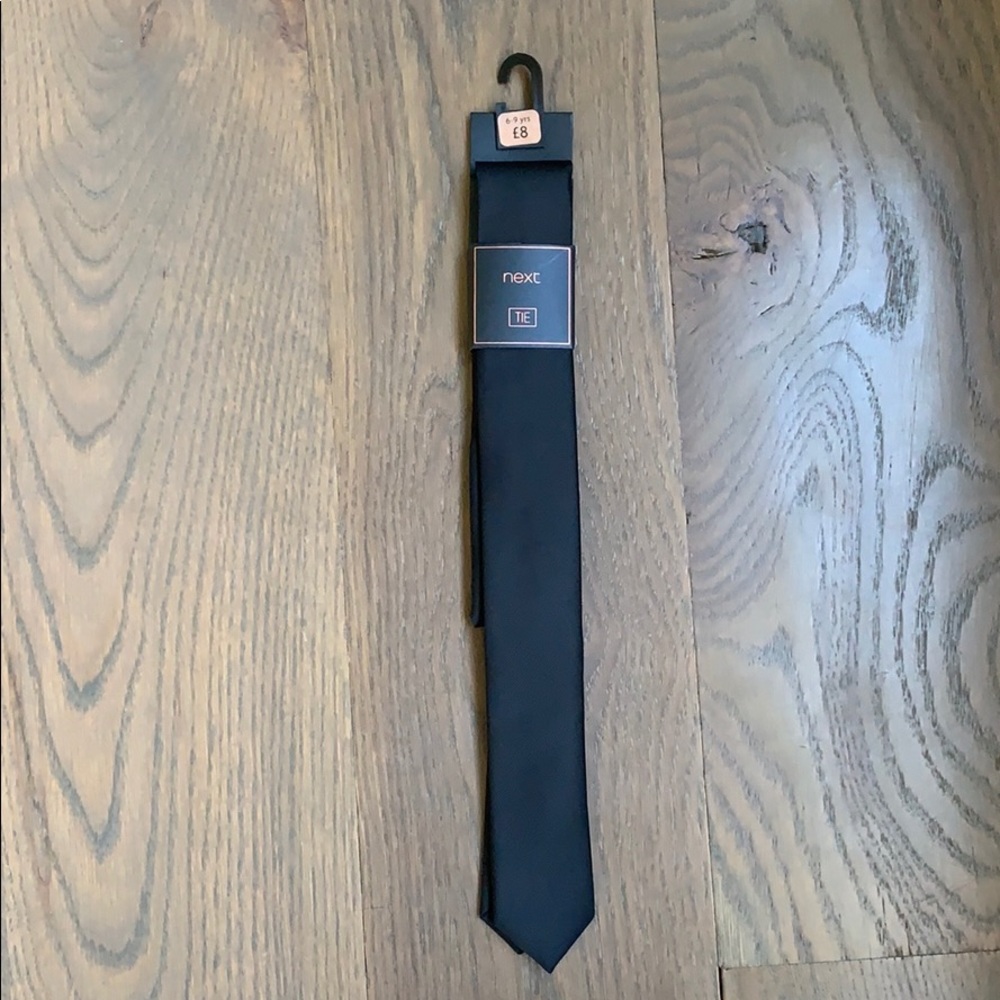 Boys tie